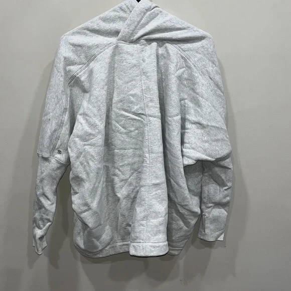 Lululemon savasana wrap sweater  size 6 - Picture 5 of 8